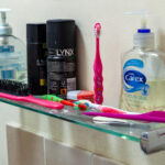 Dahi Dolar Ağaç Depolama Hack ile Tame Banyo Sayacı ve Dolap Dağınıklığı