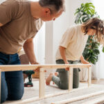 Raf olarak ikiye katlanan şık Ikea tezgahı