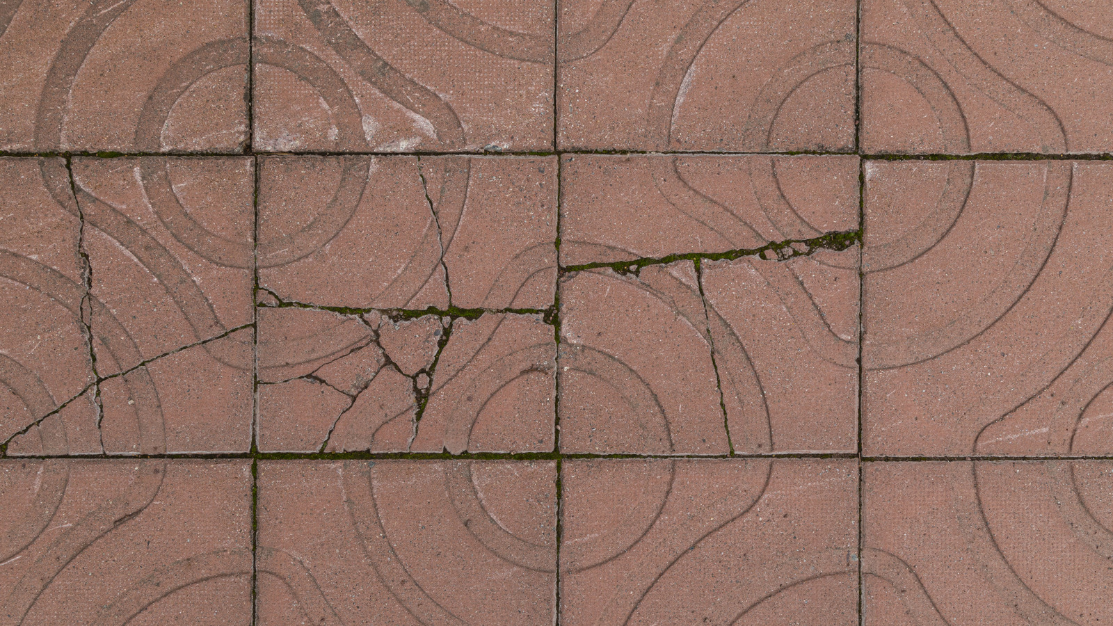 Fayansını onarmak için Goril Tutkal Montaj Bandı Nasıl Kullanılır