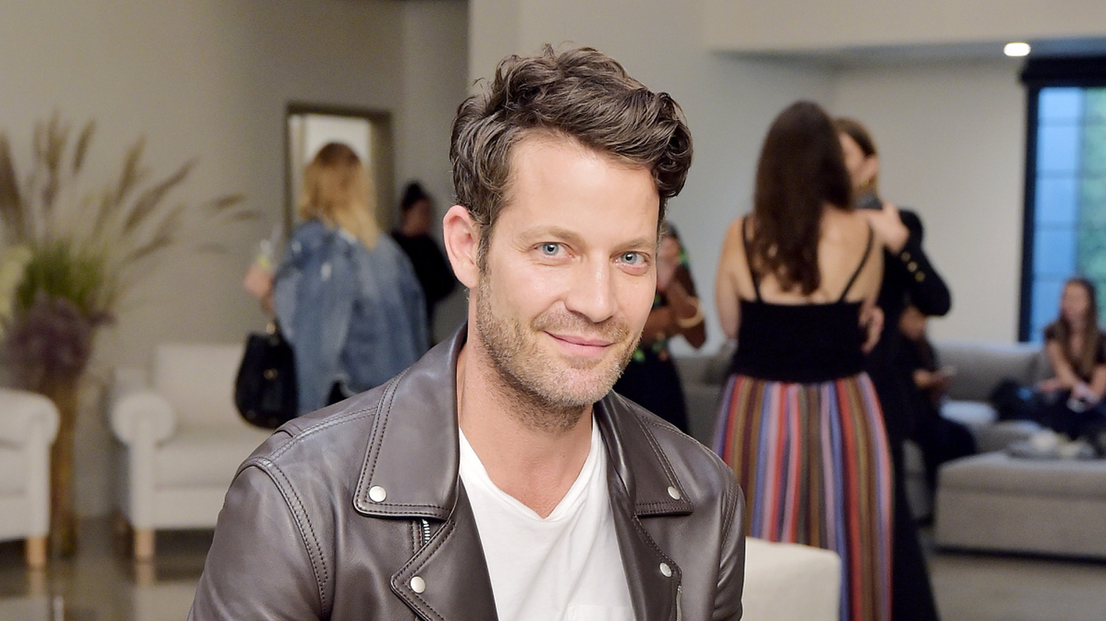HGTV'den Nate Berkus, temiz ve şık bir ev tutmak için önemli bir araç paylaşıyor