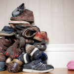 Ayakkabı dolabınızı organize etmek için dolar ağacı depolama çözümü