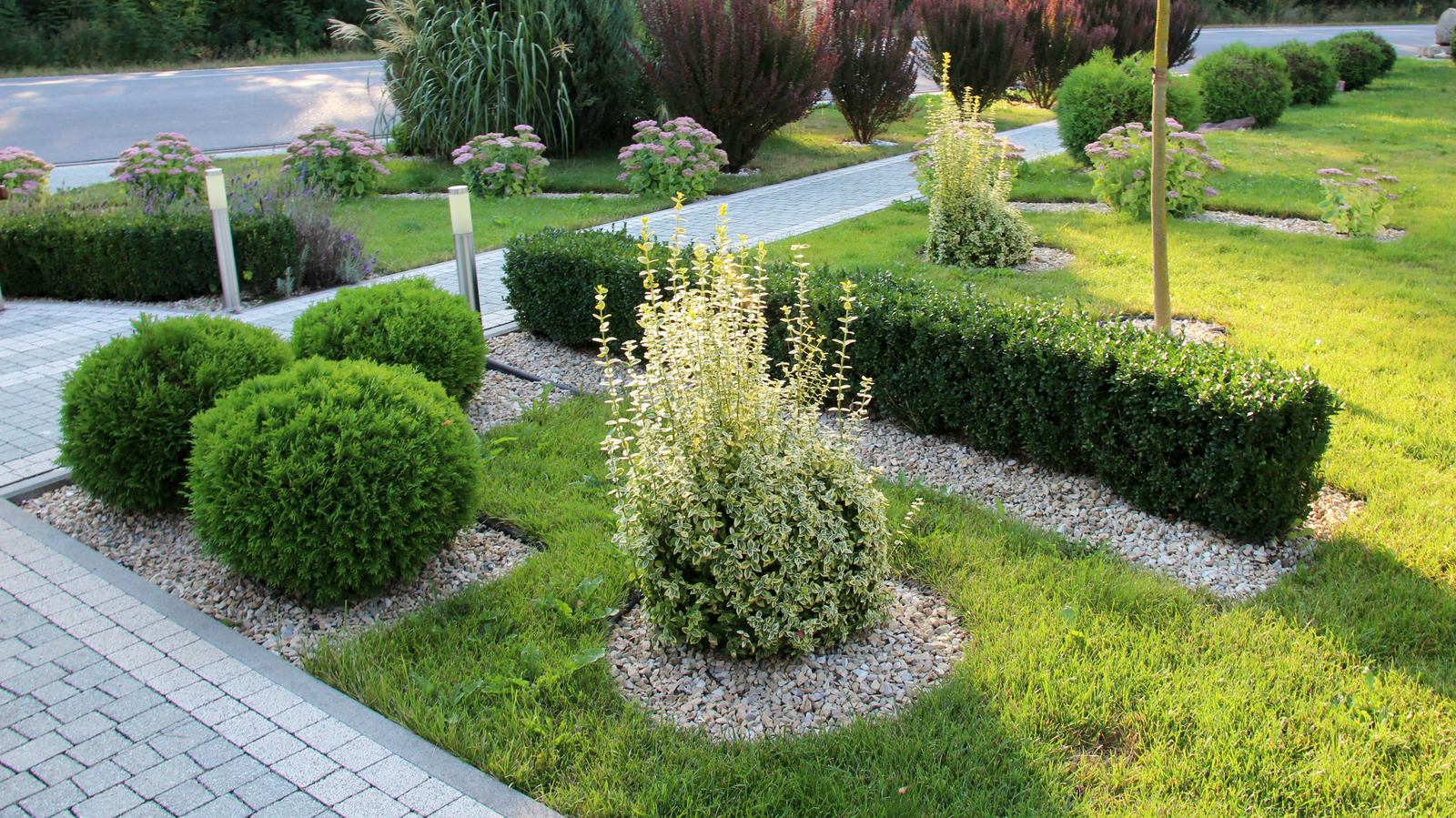 Ev projelerinizde daha iyi peyzaj drenajı için çakıl nasıl kullanılır