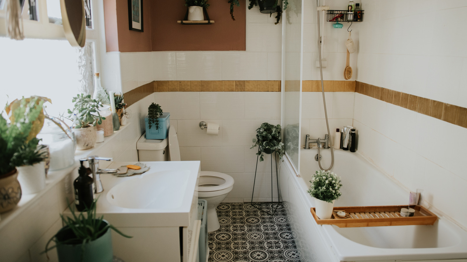 Banyo kokularından kurtulmanın sırrı mutfağınızda saklanıyor