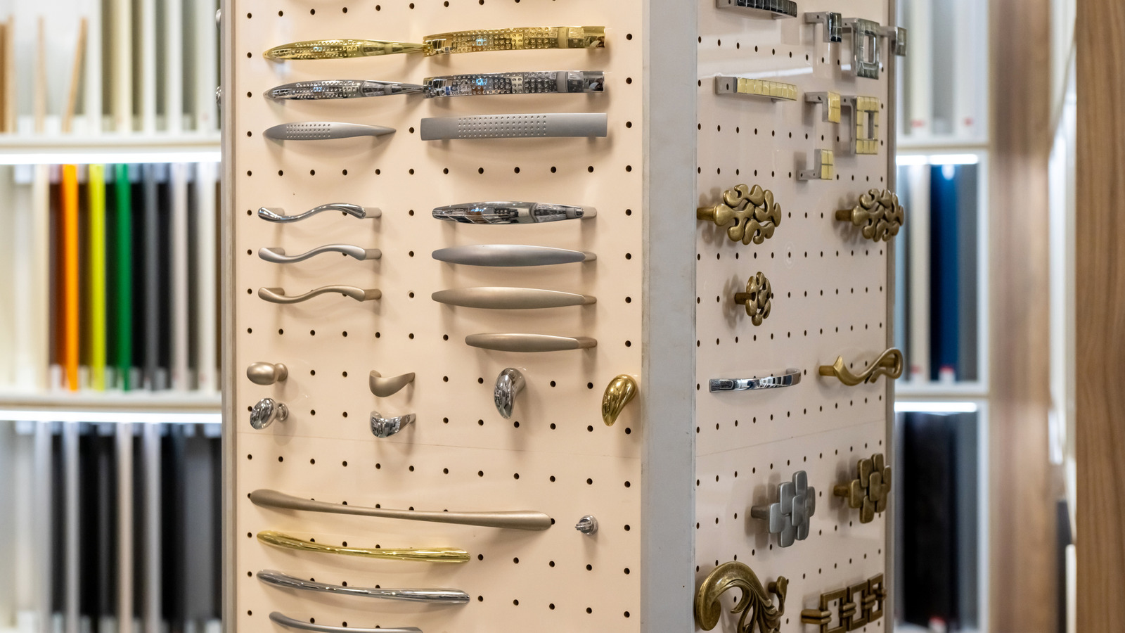 Yeni ve bütçe dostu kabine donanımı mı arıyorsunuz? Hobby Lobby'ye gidin