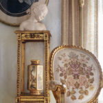 Bugün evlerde zarif bir geri dönüş yapan eski vintage dekor trendi