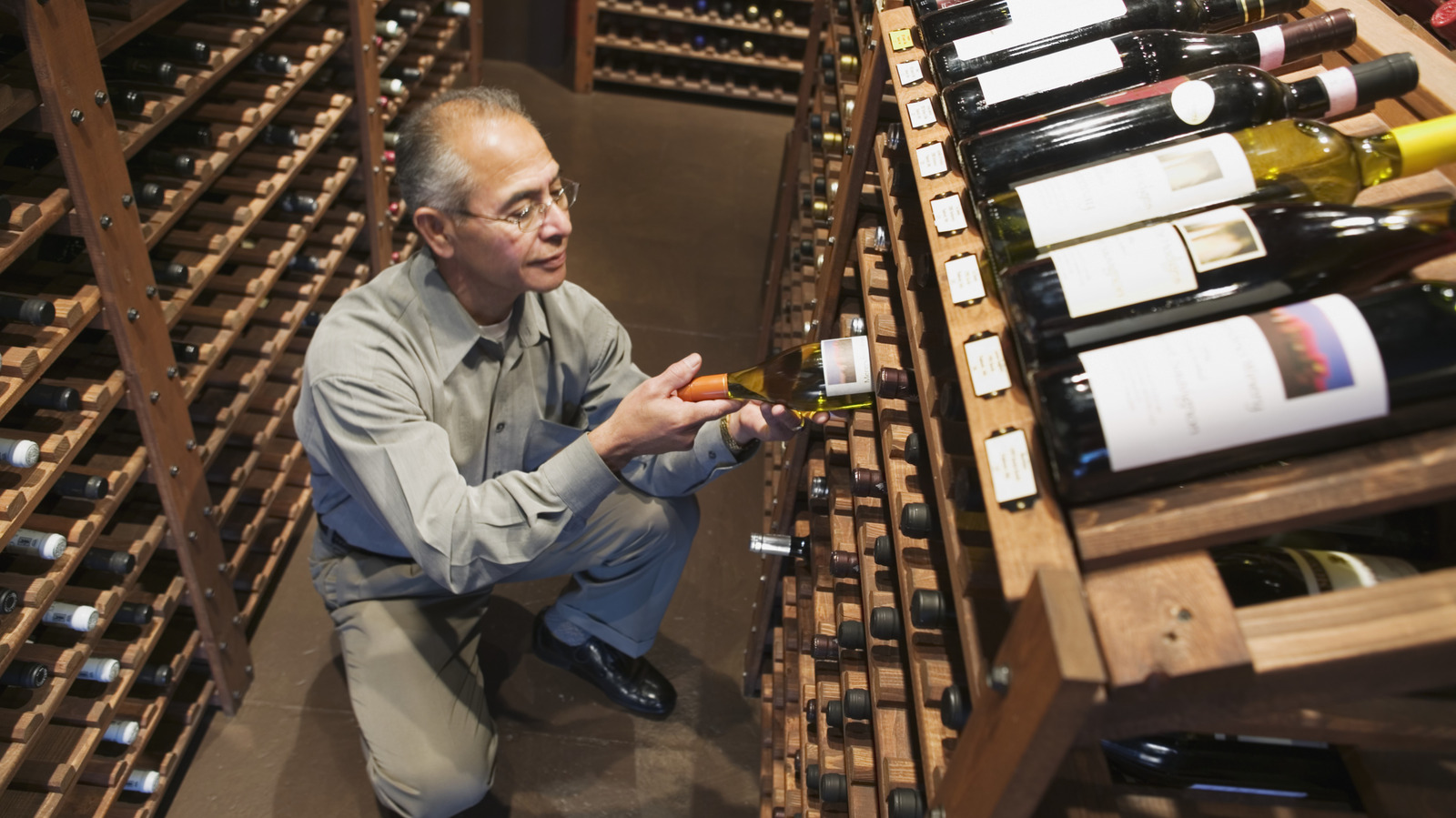 Şarap mahzeninizde nem alıcı mı olmalı?