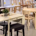 IKEA masif ahşap yemek masaları taşıyor mu?