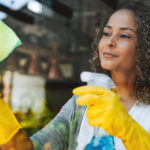 Pencerelerinizi temizlemek için neden dışarıda bulutlu olana kadar beklemelisin