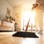 Süpürgünüzün ömrünü uzatan basit temizlik hack