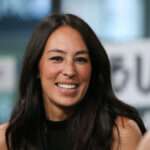 Joanna Gaines'in uzman ipuçları, mükemmel giriş yolu boya rengini seçmeyi bir esinti yapar