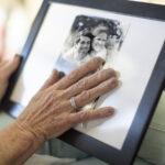 Dolar Ağaç Çerçevelerinin Otantik Vintage Nasıl Görünmesi