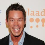 David Bromstad'ın herhangi bir odaya renk katmasının kolay yolu (resim yapmadan)