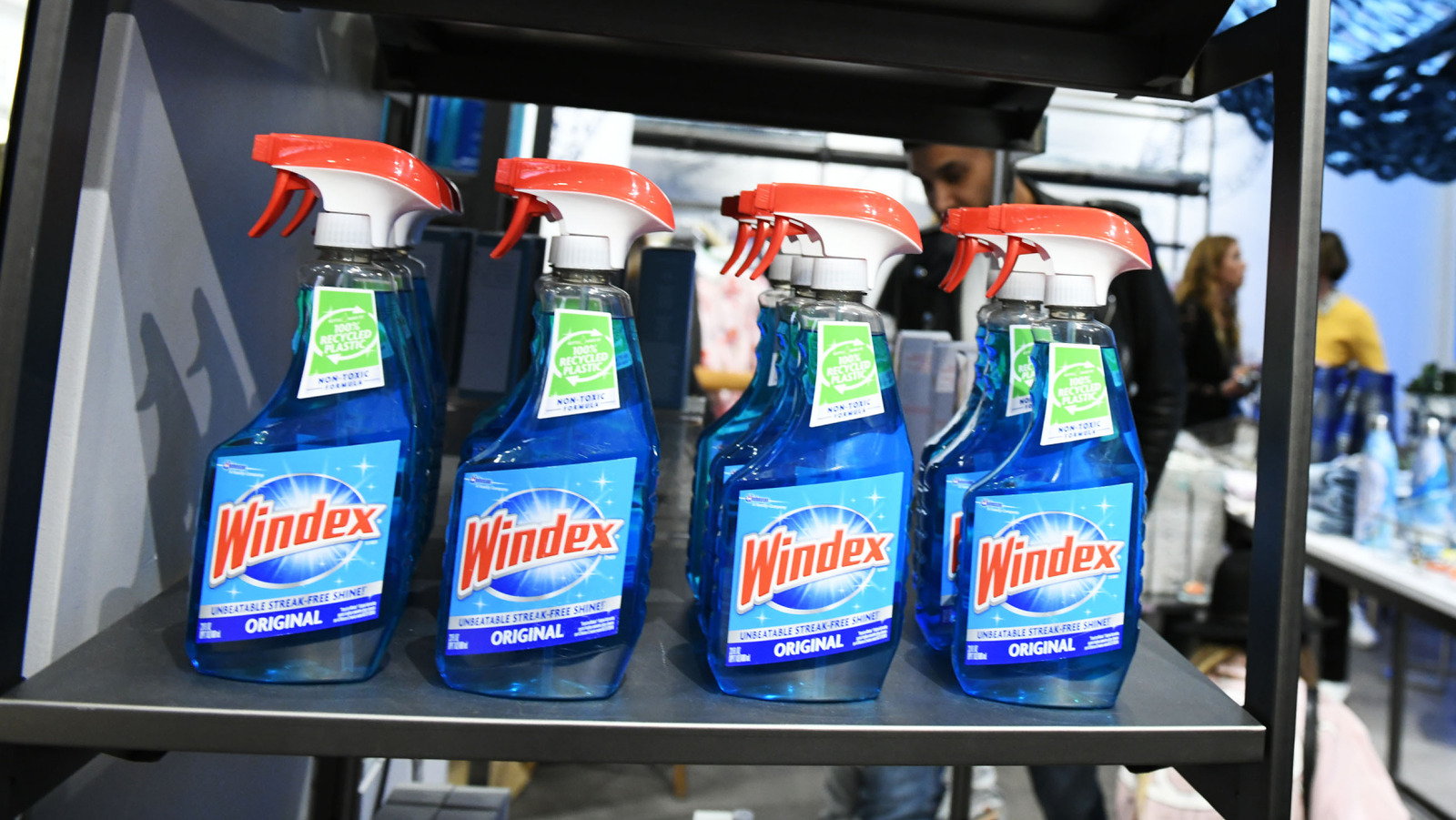 İnsanlar neden Windex'i (ve kullandıkları daha güvenli alternatifleri) terk ediyorlar