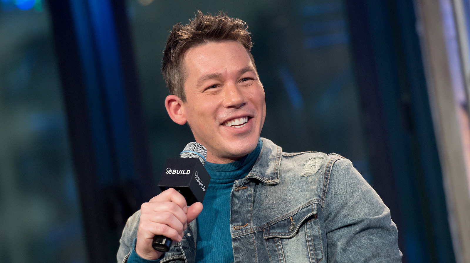David Bromstad'ın bütçe dostu iç dekoru bulmak için ilişkilendirilebilir tavsiyesi