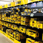 Dewalt elektrikli aracınız için çok geç olmadan nasıl ücretsiz bir pil puan alırsınız?