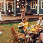 15 Sevimli Thrift Mağazası Bütçe Dostu Açık Hava Yaz Partisi'nin canlanmasını bulur