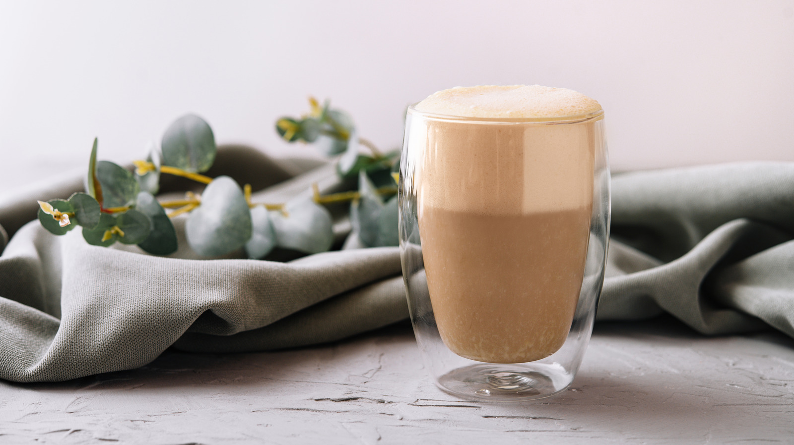 Çift duvarlı kupanıza bir dahaki sefere su sıkıştığınızda bu hızlı ipucu deneyin