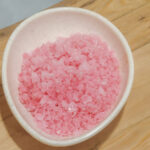 Akrilik küvetinizden sert epsom tuz lekelerini nasıl çıkaracağınız aşağıda açıklanmıştır