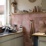 Mutfağınızın modaya uygun karo backsplash büyük bir dezavantajla geliyor