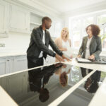 Bir mutfak adasının evinizin yeniden satış değeri üzerindeki gerçek etkisi