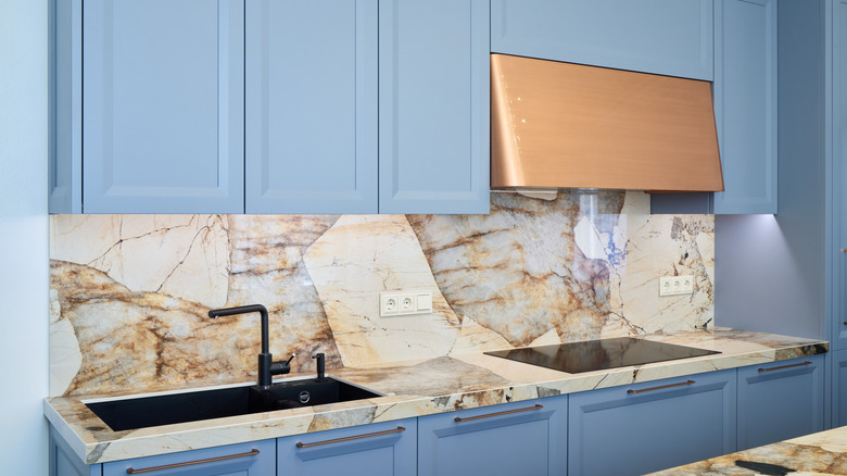 minimal donanımlı mutfak dolapları