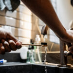 Düşük akışlı banyo armatürleri gerçekten satın almaya değer mi? İşte bilmeniz gerekenler