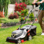 Yabani otların büyümesini önleyen çimlerinizi biçmenin HGTV onaylı yolu