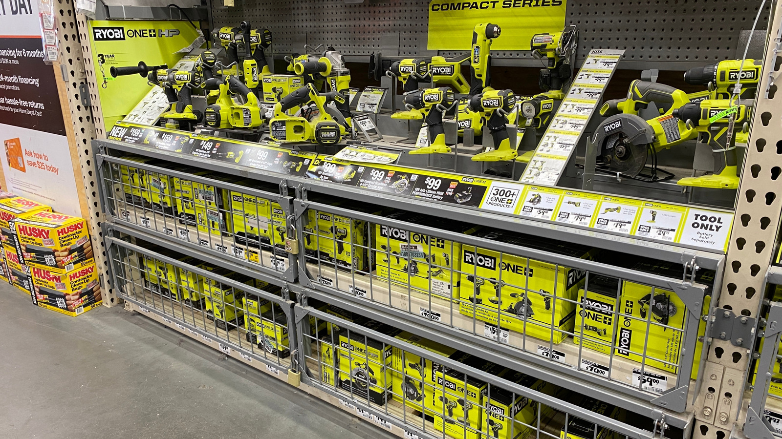 Ryobi, İşçi Bayramı hafta sonu için matkap kitlerinin fiyatını düşürüyor, satın almaya değer mi?