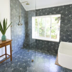 Cesur banyo tasarımınızı dengesiz hissettiren hata