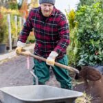 Kan Yemeği Vs. Kemik Yemeği Gübresi: Fark nedir? (& Her birini ne zaman kullanmalı)