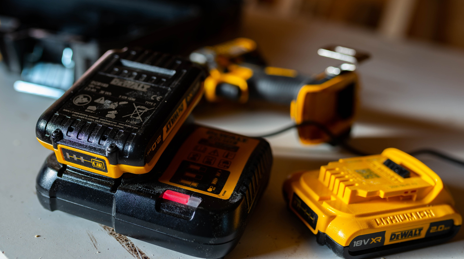 Dewalt'ın Pil Garantisi Harbor Freight'a Karşı Nasıl Yıkar?