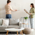 Bu taze düzen ile dağınık galeri duvarınızı modernize edin