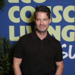 Lüks bir yatak odası için gölge ve perde kombo nate Berkus seçer