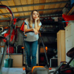 Bu biraz kaotik yöntemle bir öğleden sonra garajınızı uzaklaştırın