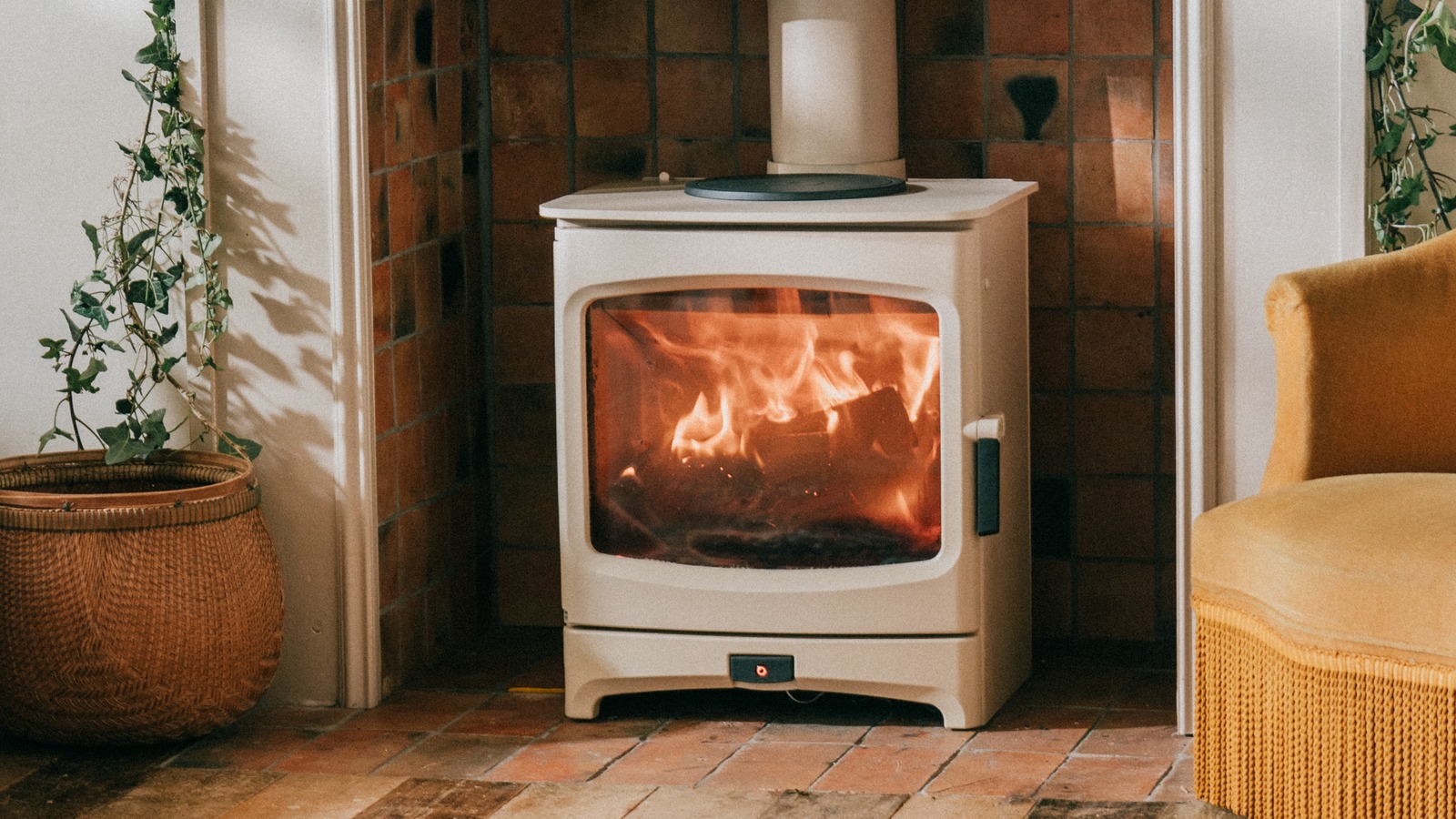 Sorunsuz şömine DIY ile rahat bir atmosfer oluşturun