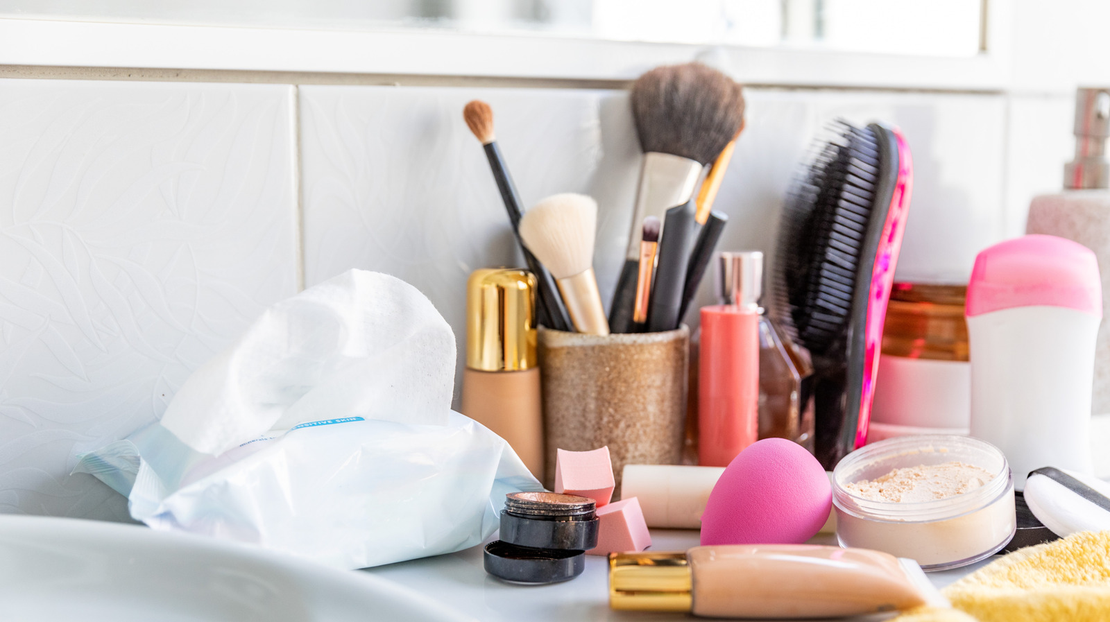 Banyo tezgahınızı anında çürüten kolay dolar ağacı diy