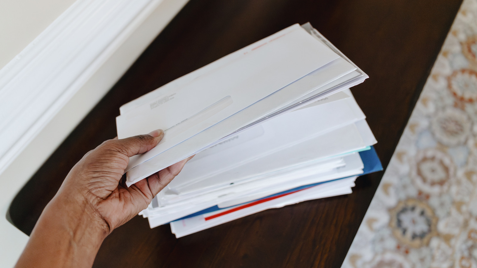 Dolar ağacı mutfağı, posta karmaşasını geçmişte bir şey yapan esas