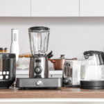 Bu parlak IKEA DIY ile mutfak aletlerinizi uzaklaştırın