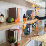 Dolar ağaç malzemeleri ile çok yüksek görünen DIY ürkütücü ay dekoru