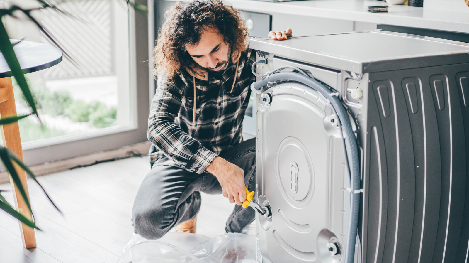 Bu Harbor Freight Güvenlik Bit Seti, DIYers için toplam bir oyun değiştiricidir