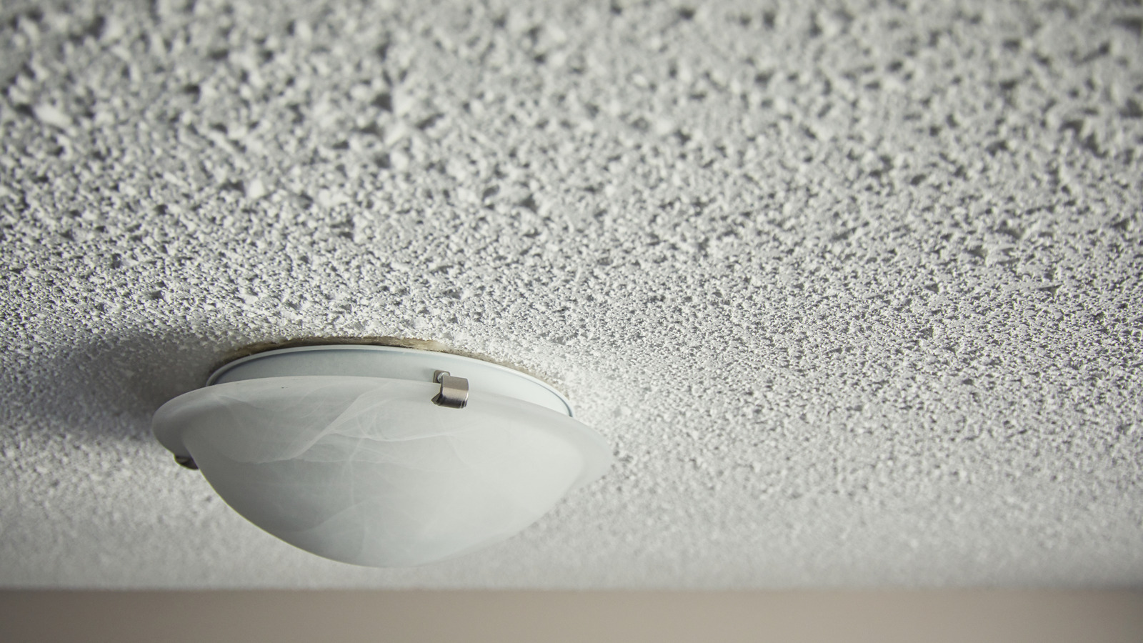 Boyalı patlamış mısır tavanınıza veda edin - kolay yol