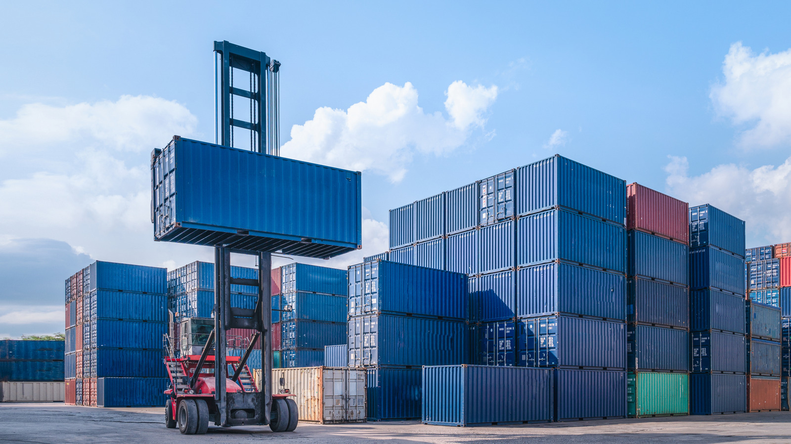 Nakliye konteyner evleri geleneksel seçeneklerden daha uygun mu? İşte bilmeniz gerekenler