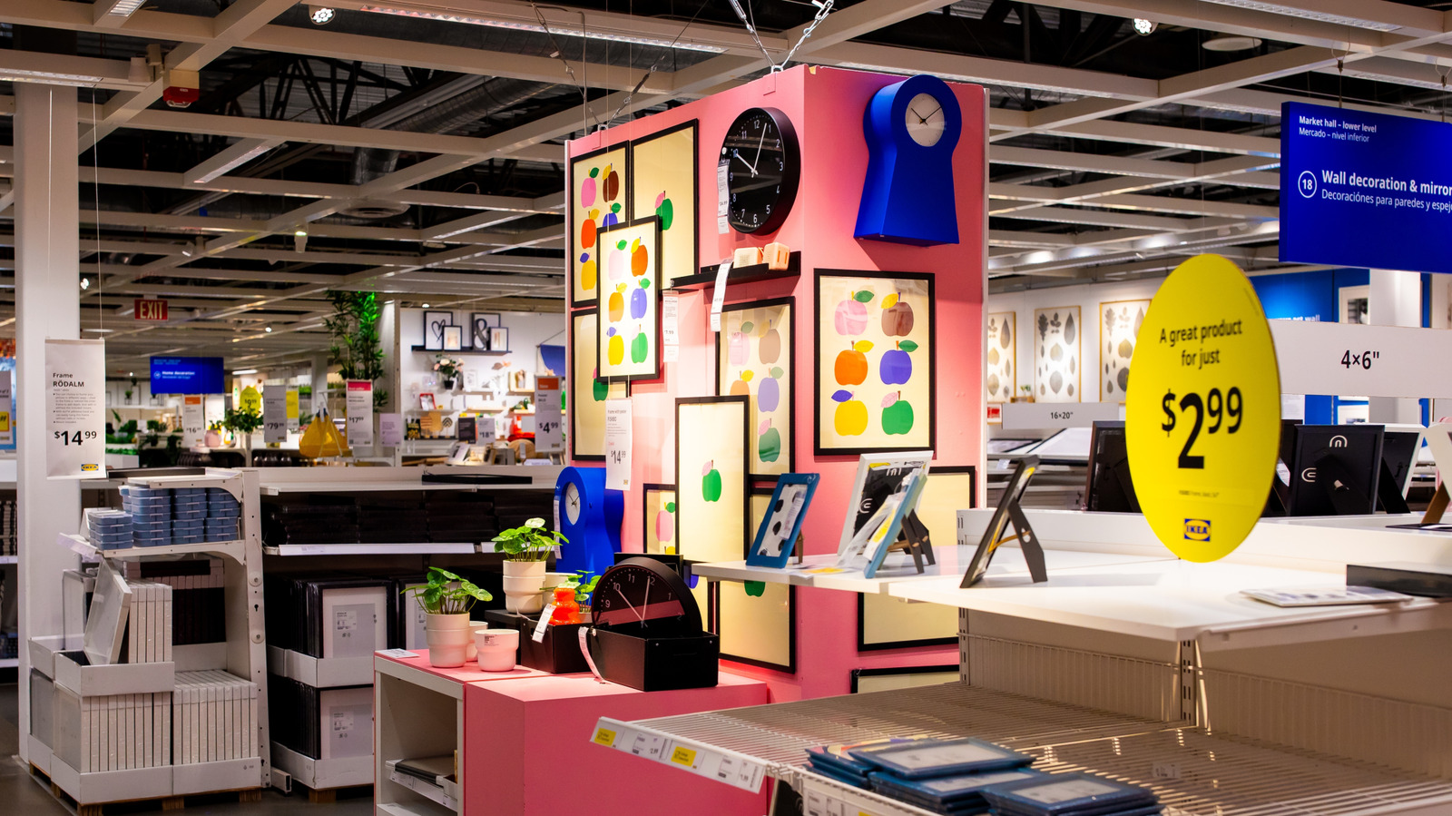 IKEA'nın yeni zemin lambası benzersiz ve tuhaf tasarımı için viral gidiyor