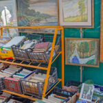 Her zaman tasarruf mağazasından takılmayı düşünmeniz gereken değerli vintage sanat