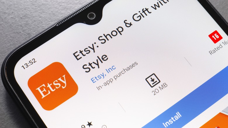 Uygulama mağazasında Etsy uygulaması bulunan telefon ekranı