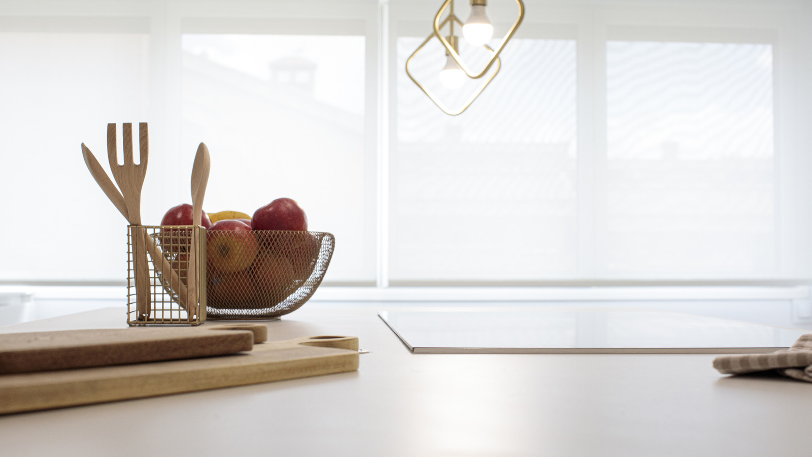 Herkesin Evinde İsteyeceği Şık Mutfak Tezgahı ve Dolabı Trendi