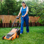 2025 Yılında Küçük Bahçeniz İçin En İyi Çim Biçme Makinesi Markası Nedir?