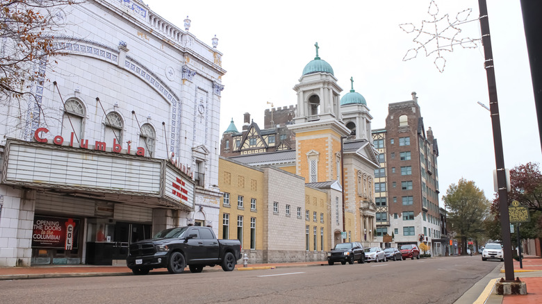 Kentucky'nin Paducah şehir merkezi ilginç mimariye ev sahipliği yapmaktadır.
