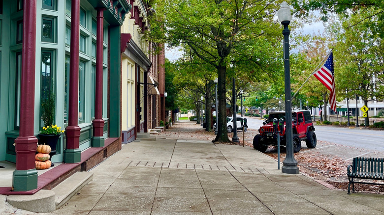 Alabama'nın Florence şehir merkezi renkli ve ilginçtir.