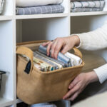 Havlularınızı Uzakta ve Düzenli Tutmak için 10 Uygun Fiyatlı Dolar Ağacı Çözümü